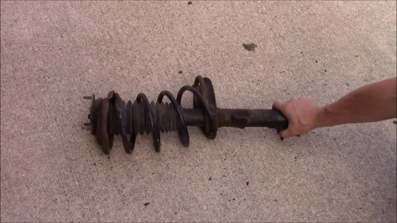 2000 to 2005 Ford Focus front strut assembly replacement