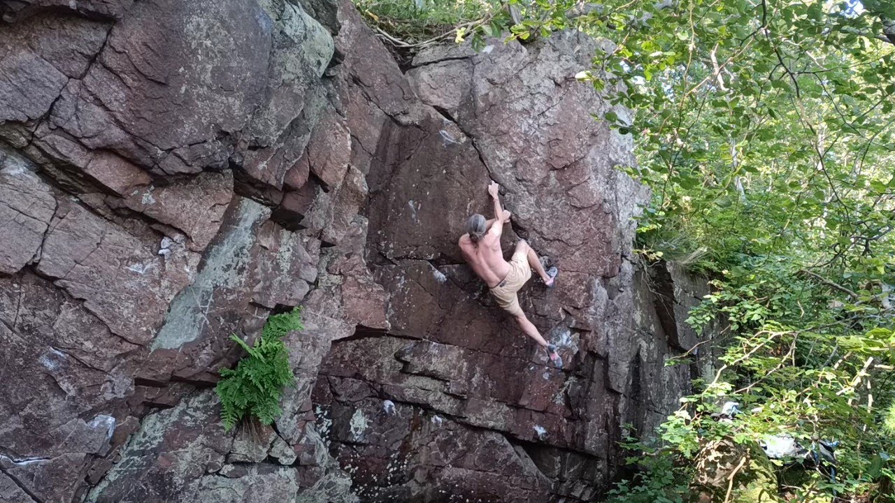 Station Kullaberg - Kullaberg boulder 