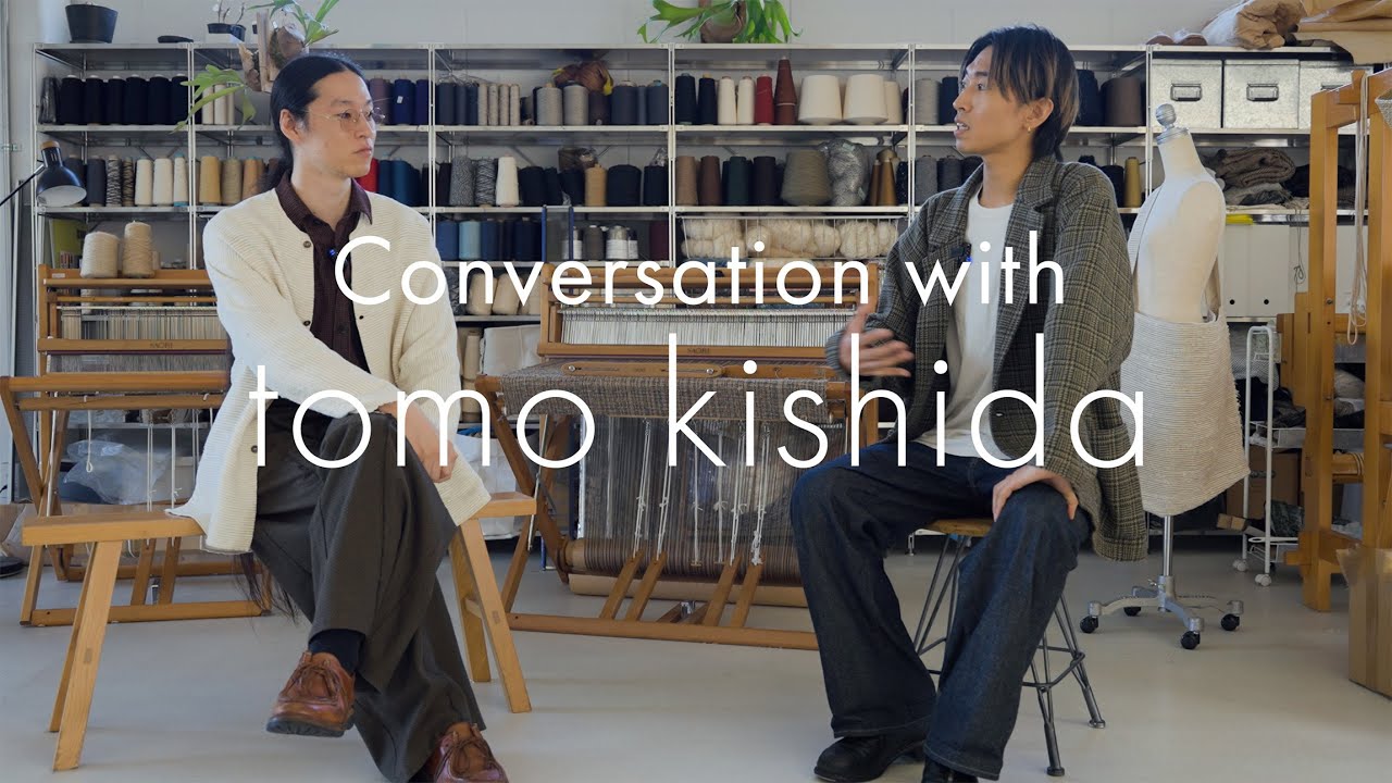 手織りで服を制作するtomo kishidaに最近の活動について話を聞きました【tomo kishida Exhibition 11/14~24】