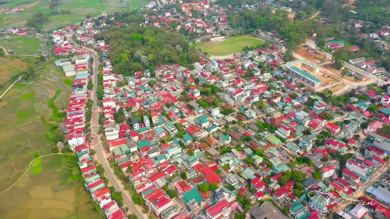 FLYCAM THỊ TRẤN THUẬN CH&Acirc;U - HUYỆN THUẬN CH&Acirc;U - SƠN LA