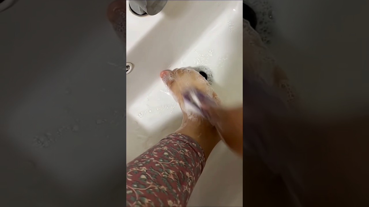 How to clean and whiten your feet here #shorts #viral
