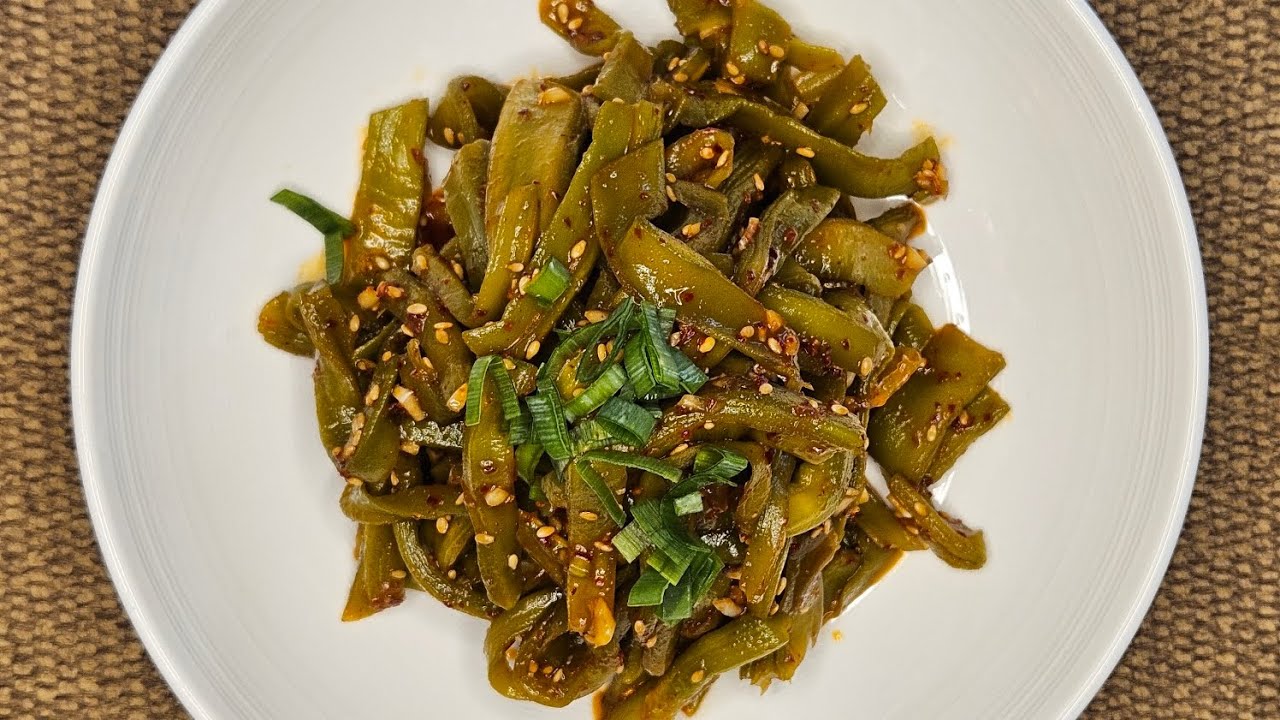 [궁채나물무침] 오독오독 짜사이 같은 식감 좋은 음식 레시피 Seasoned Asparagus Lettuce Stem