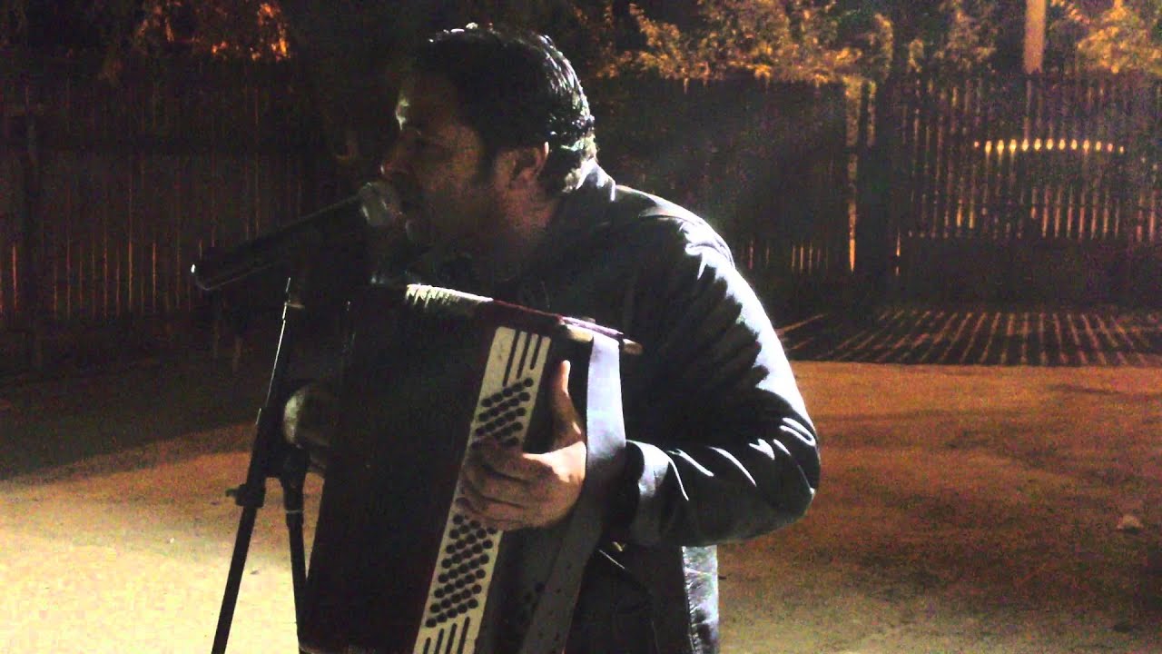 VARGHIR DE LA BARBULESTI - CANTA LA TANDAREI PARTEA.1 2014