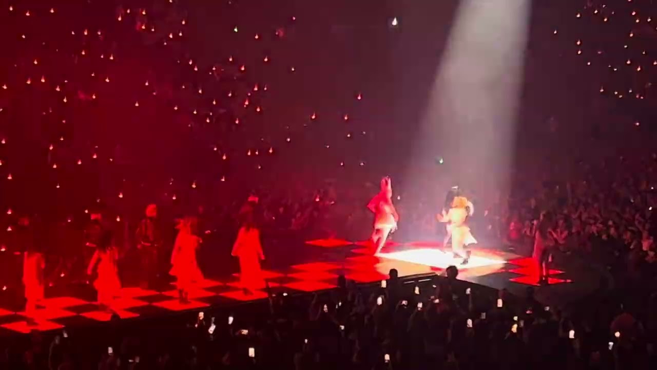 Lady Gaga - Poker Face, The MAYHEM Ball Tour, Accor Arena, Paris, 22.11.2025