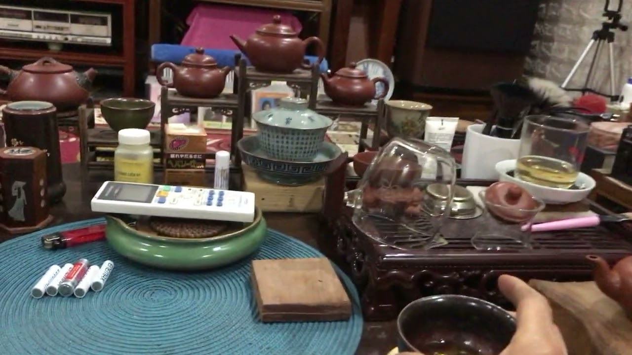 Người xa về thành phố. Trường vũ 