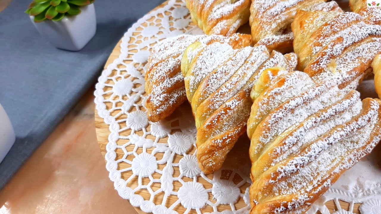 Sfogliatine veloci alla mela | Conchiglie di Mela facili | Easy Apple Turnovers| Apple Puff Pastries