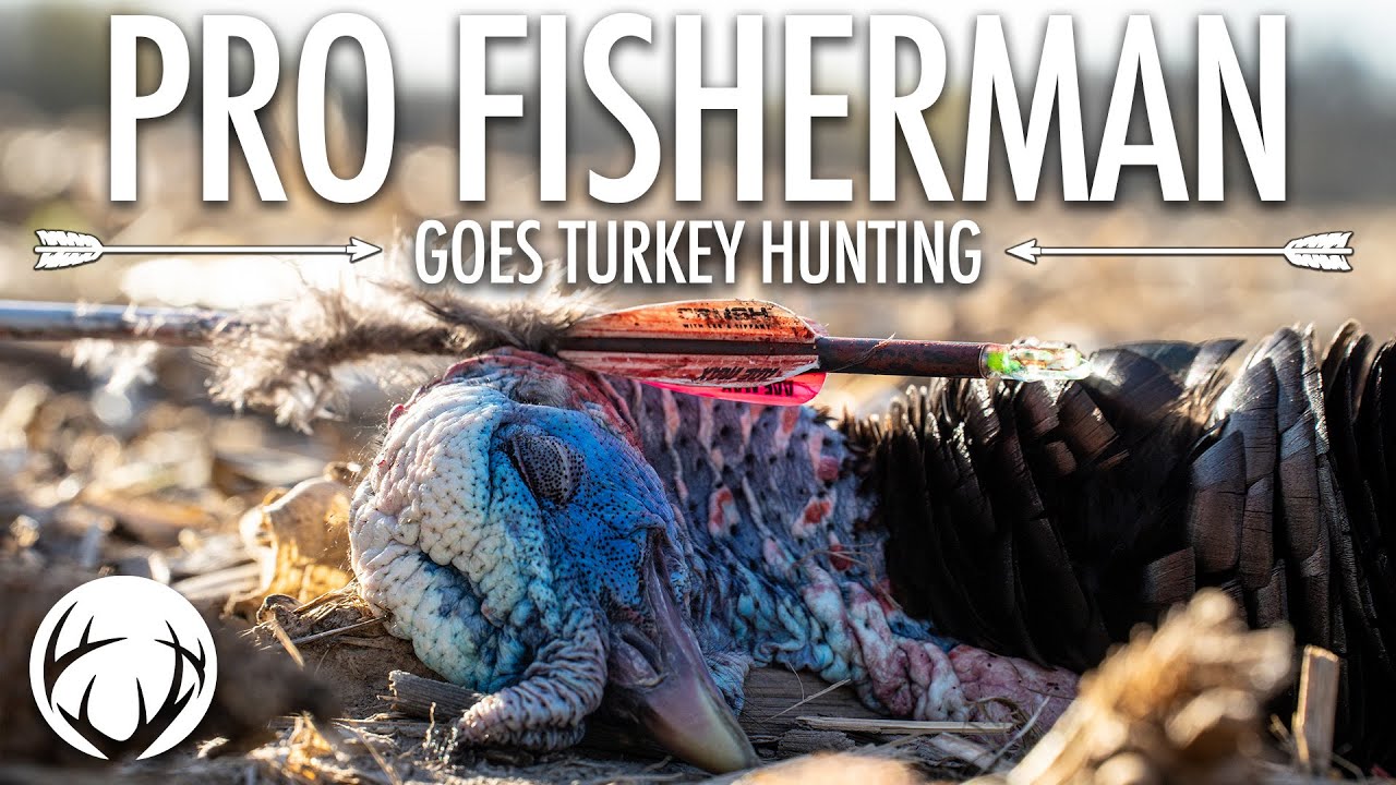 Pro Walleye Fisherman John Hoyer Bowhunts His First Turkey // Lee & Tiffany Lakosky
