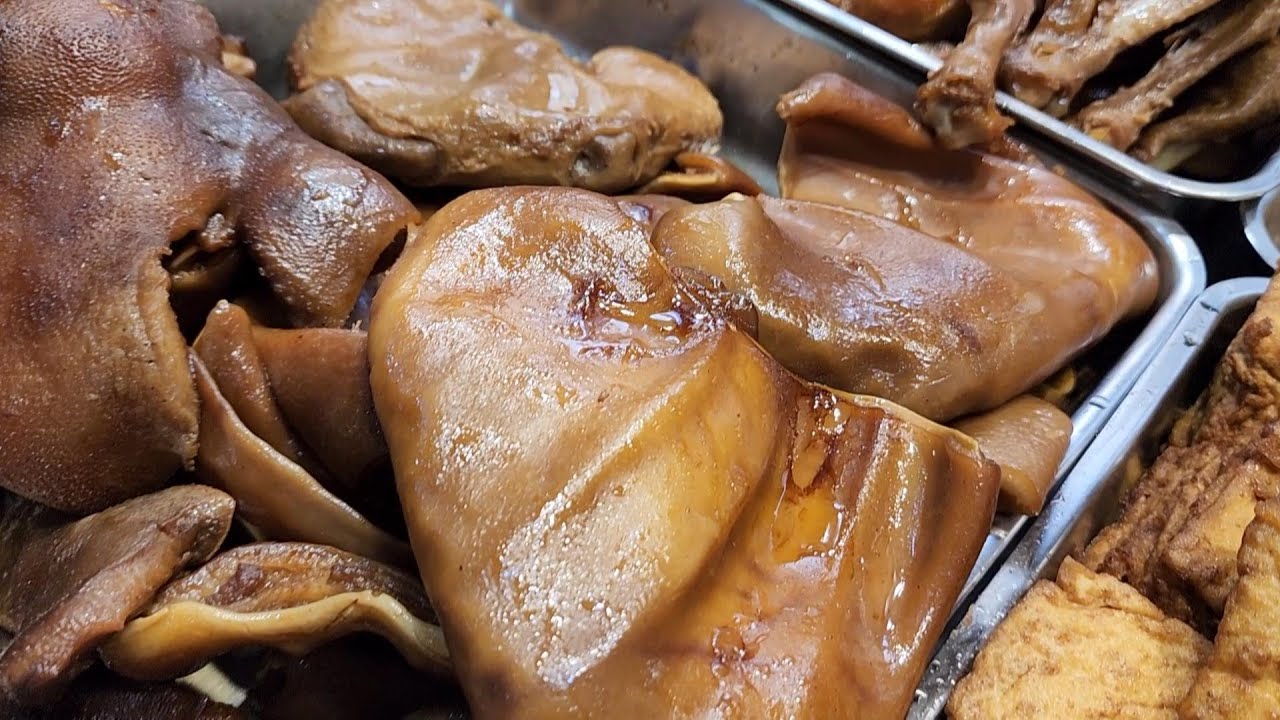 永隆潮州#滷水鵝 #香港美食入味#豬大腸 #豬舌  味滷水#牛肚 #豬頭肉，爽脆#豬耳，肥美#滷水鵝，#滷水鵝 豬腩肉 鵝腎 #長沙灣 #永隆正宗潮州滷水 #旅游  #Hongkong