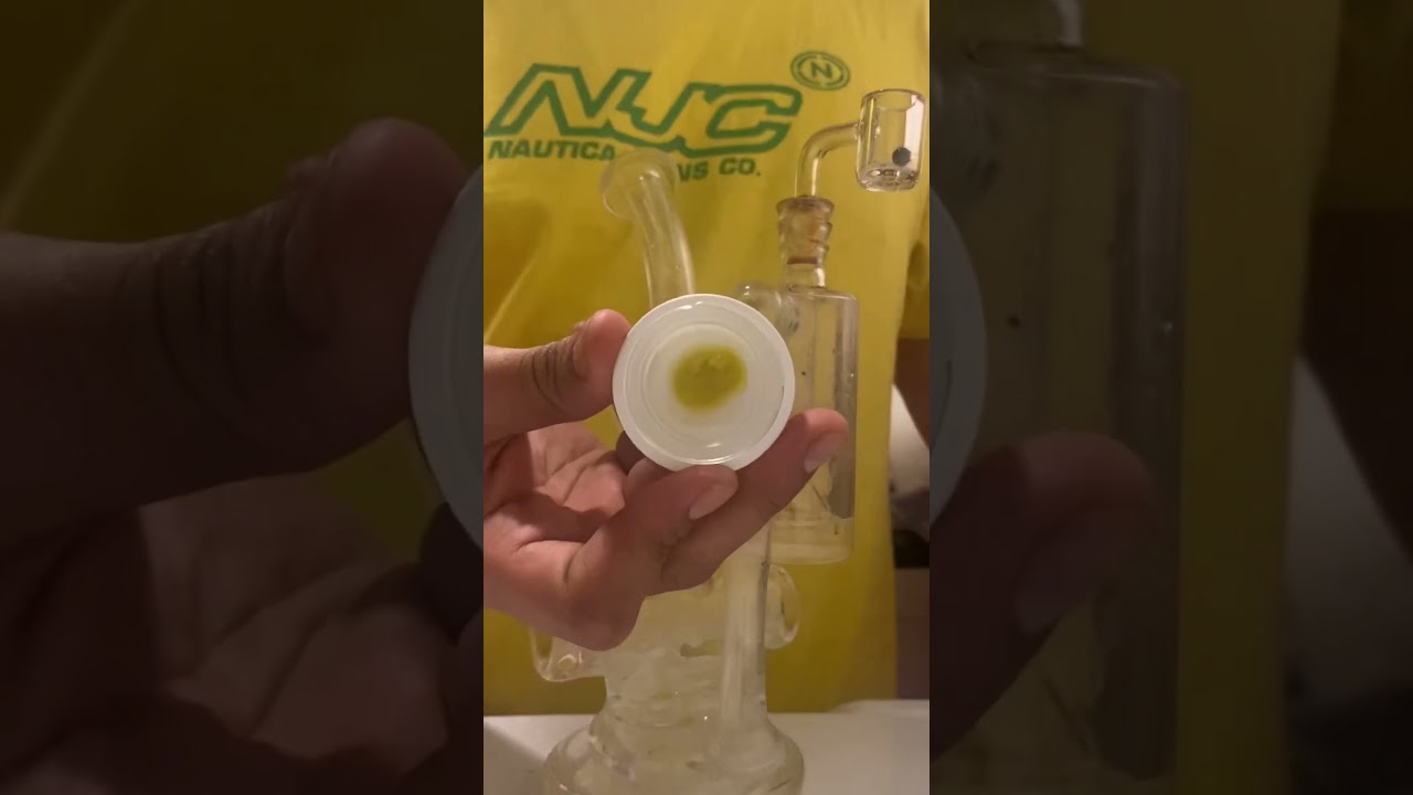 P.T.W (PINEAPPLE TRAIN WRECK) fat dab for me, for full video click. #concentrates #dabs #710 🤯🐝🍯