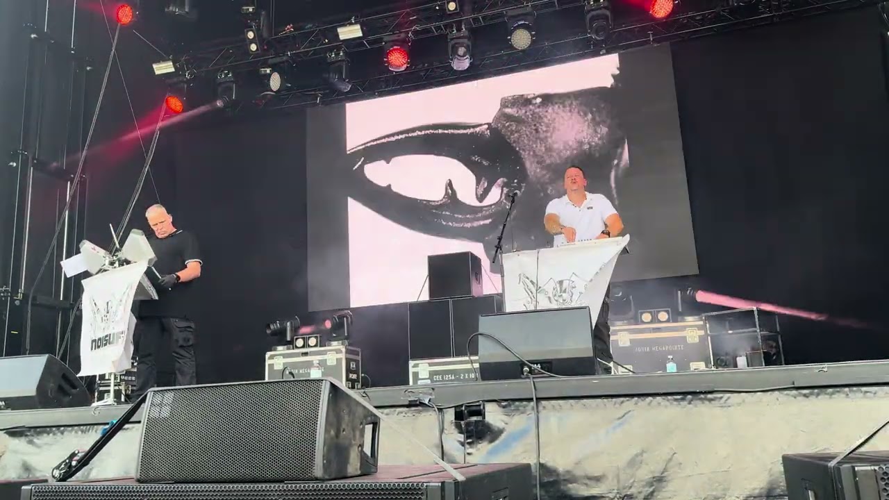 Noisuf-X - Hit me Hard  (Live at Mera Luna 25) [4K]