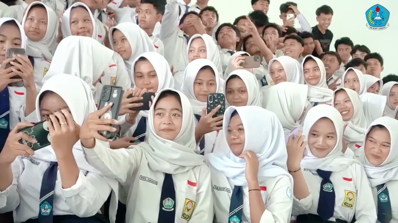 BEST MOMMENT SMP N 1 CANDIROTO - TERBARU