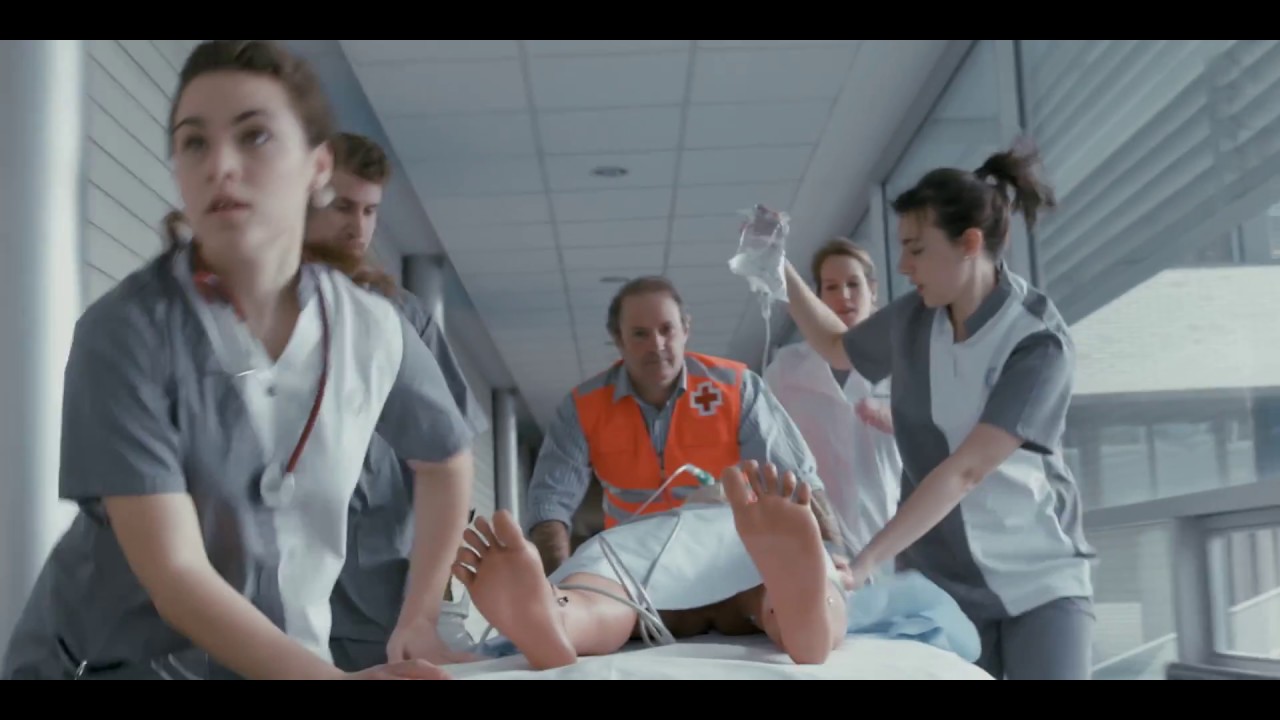 Enfermeria en la Universidad de Navarra. Prácticas y Centro de Simulación. #WHYNURSING