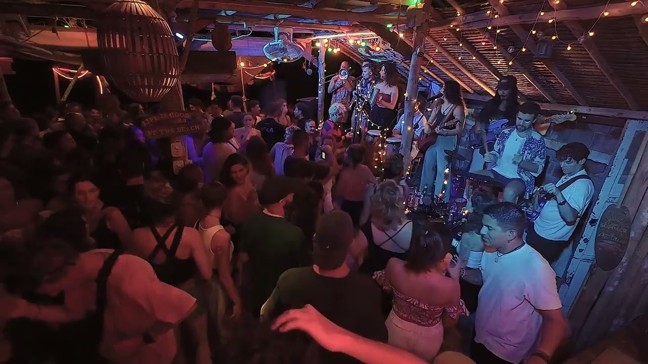 Bombón Asesino/Qué calor! - MiLoko Música @Bamboo Beach Bar | Koh Tao - Thailand