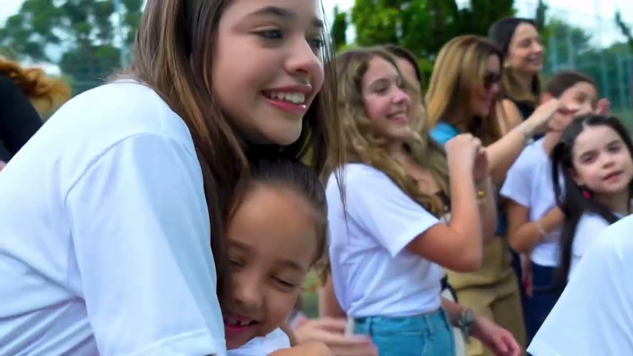 Rayne Almeida - Estrela (Filme Miss Em Fuga) Bastidores