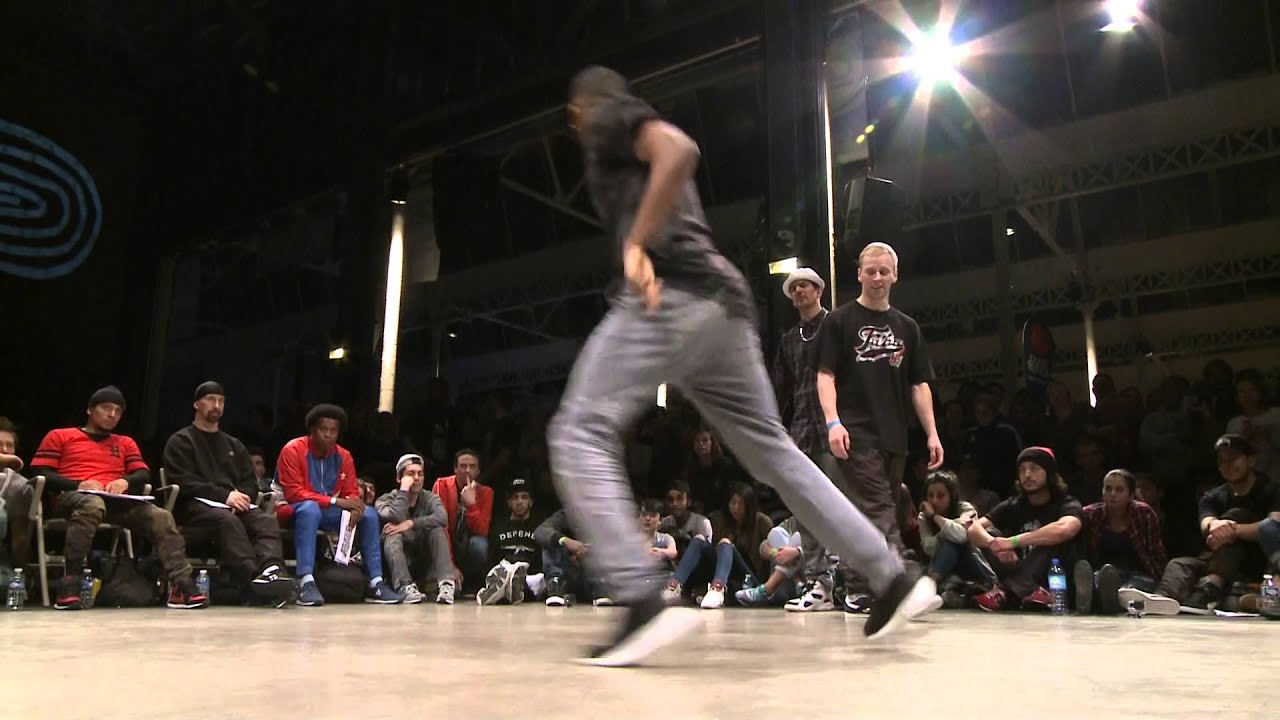 1/4 finale 1vs1 BBOY : Tonio (FRA) vs Cheerito (RUS)