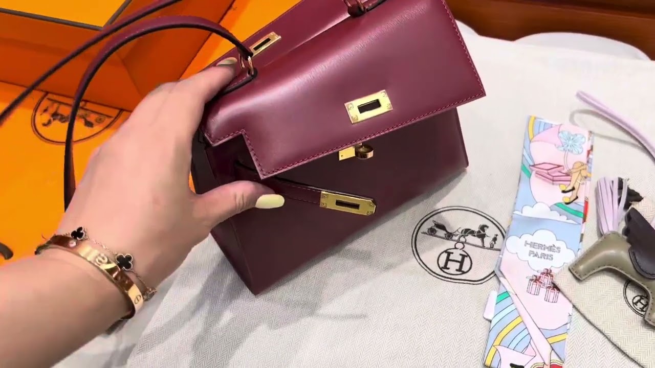 55 Rouge H Hermes Kelly Desordre 20 Box Leather Gold Hardware All Handmade