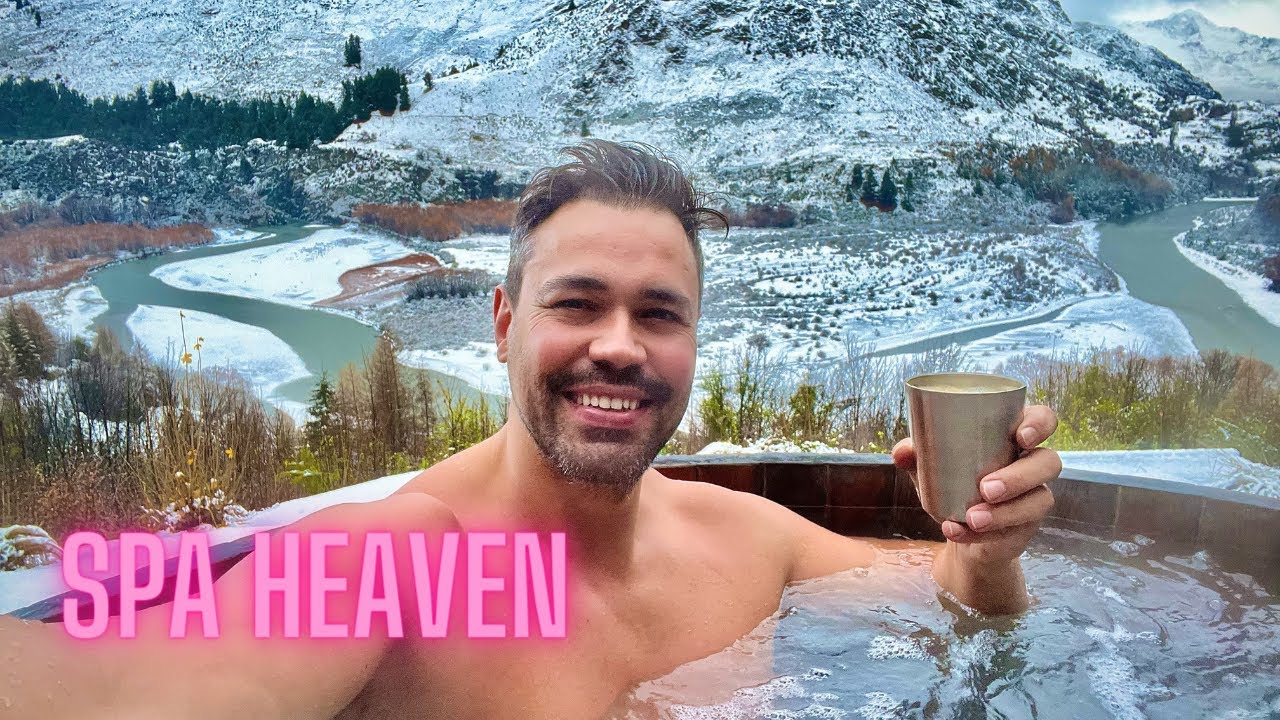 Hot Tub in The Snow!? New Zealand is Crazy!