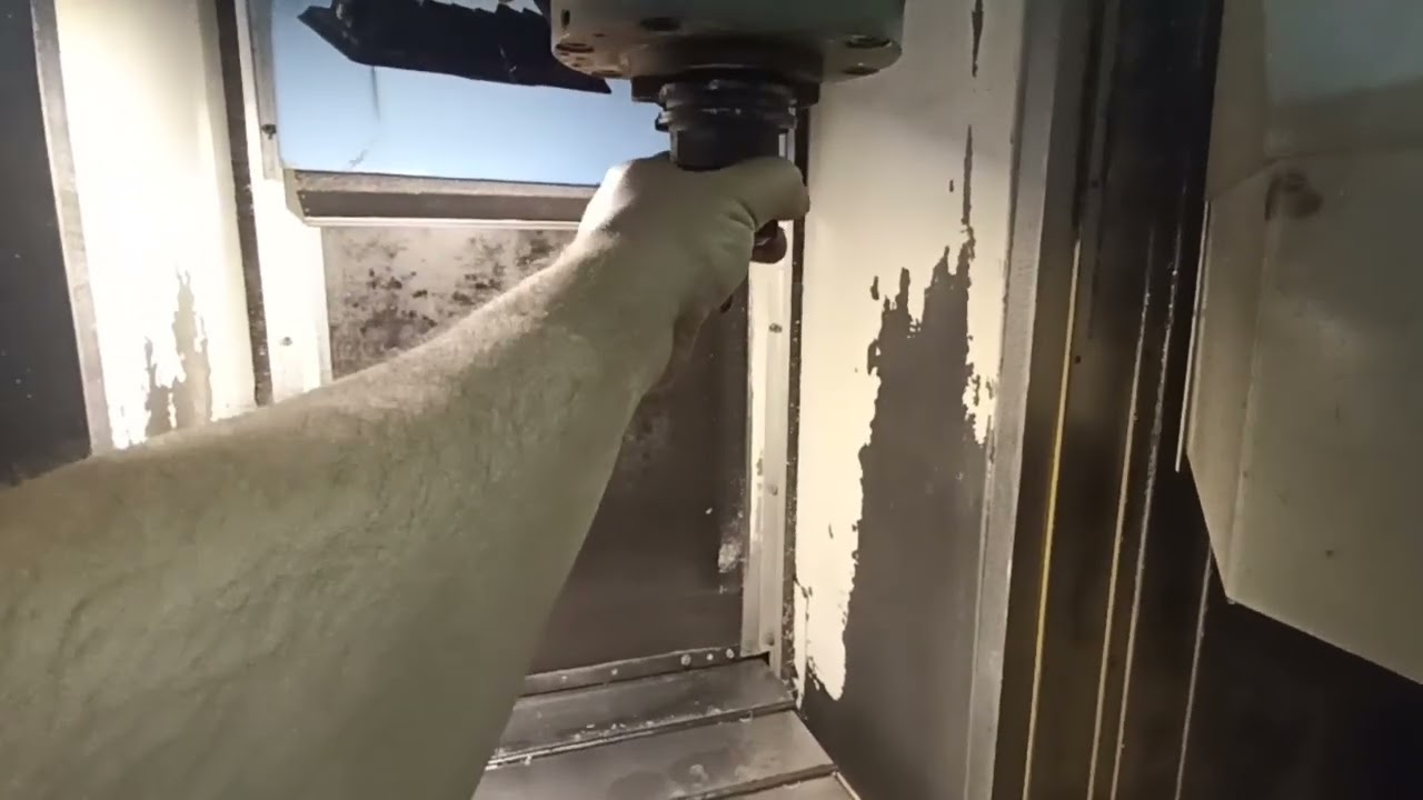 MAZAK VTC 20C установка инструмента