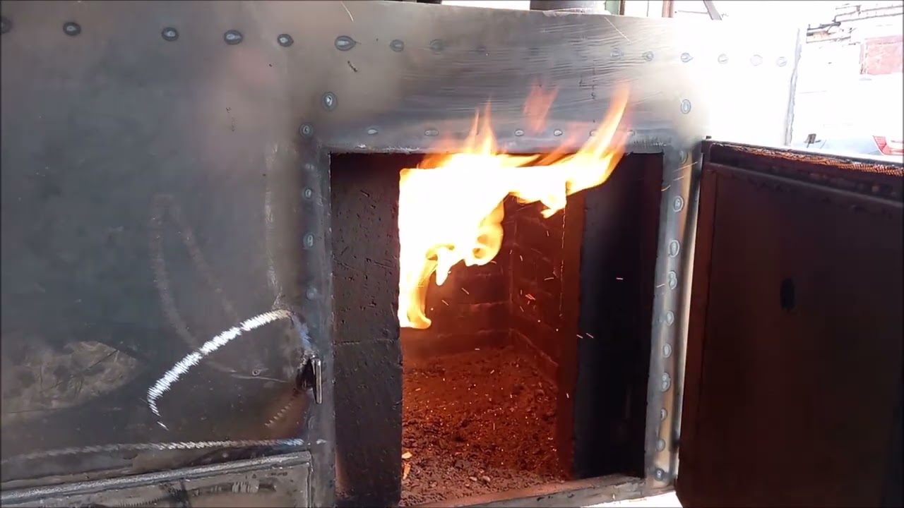 Отопление на самом дешёвом твердом топливе - щепе. Heating on the cheapest solid fuel - wood chips!