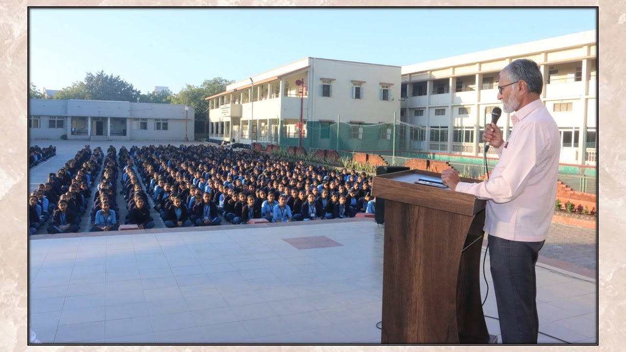 Saturday Assembly Special:-નિર્ણાયક  શ્રી અશ્વિનભાઈ જીવાણી  “વકતૃત્વ કલા” પર વક્તવ્ય આપેલ