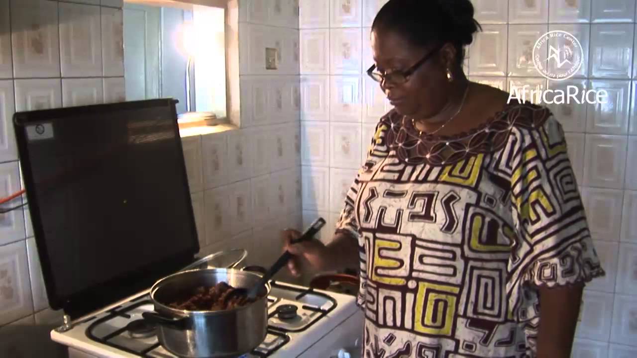 AfricaRice Recipes -- Waakye - a popular dish from Ghana made with rice and beans