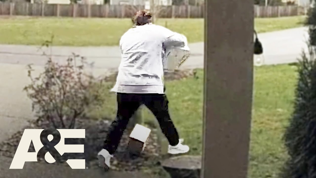 Porch Thief BREAKS Her Ankle | Neighborhood Wars | A&E
