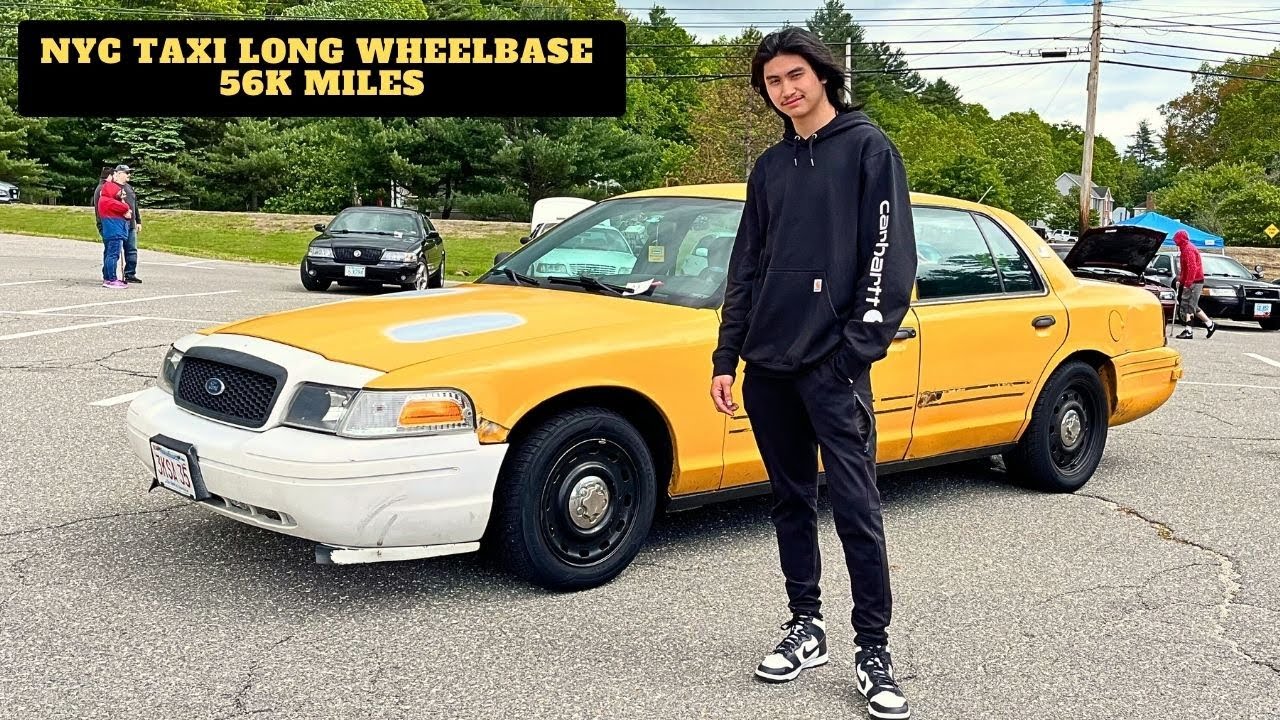 2011 FORD CROWN VICTORIA NEW YORK CITY TAXI CAB LONG WHEELBASE