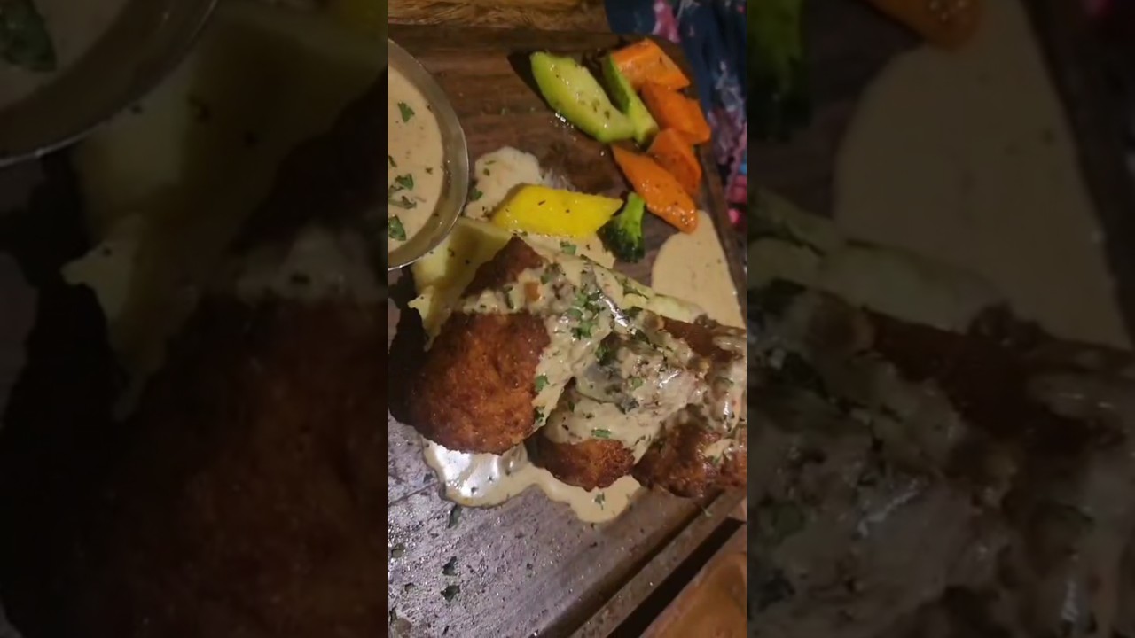 #foodie #ytshorts #stuffedchicken #steak#reels #likesharesubscribe #yummy