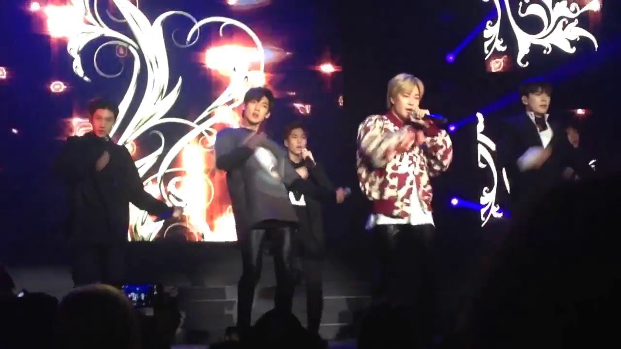 BOYFRIEND - Janus (live) Sydney, 5 Feb 2016