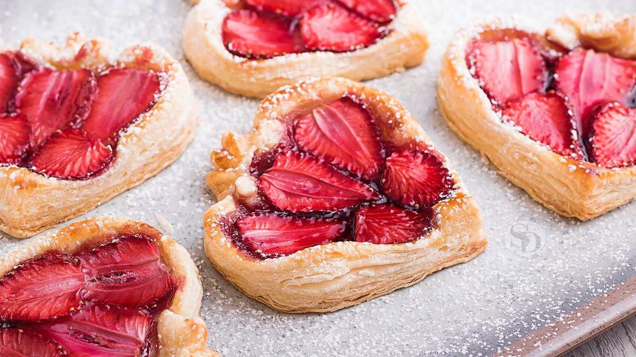 Tortinha de Morango c/ Massa Folhada | Fácil, linda e deliciosa | Receita Sandra Dias