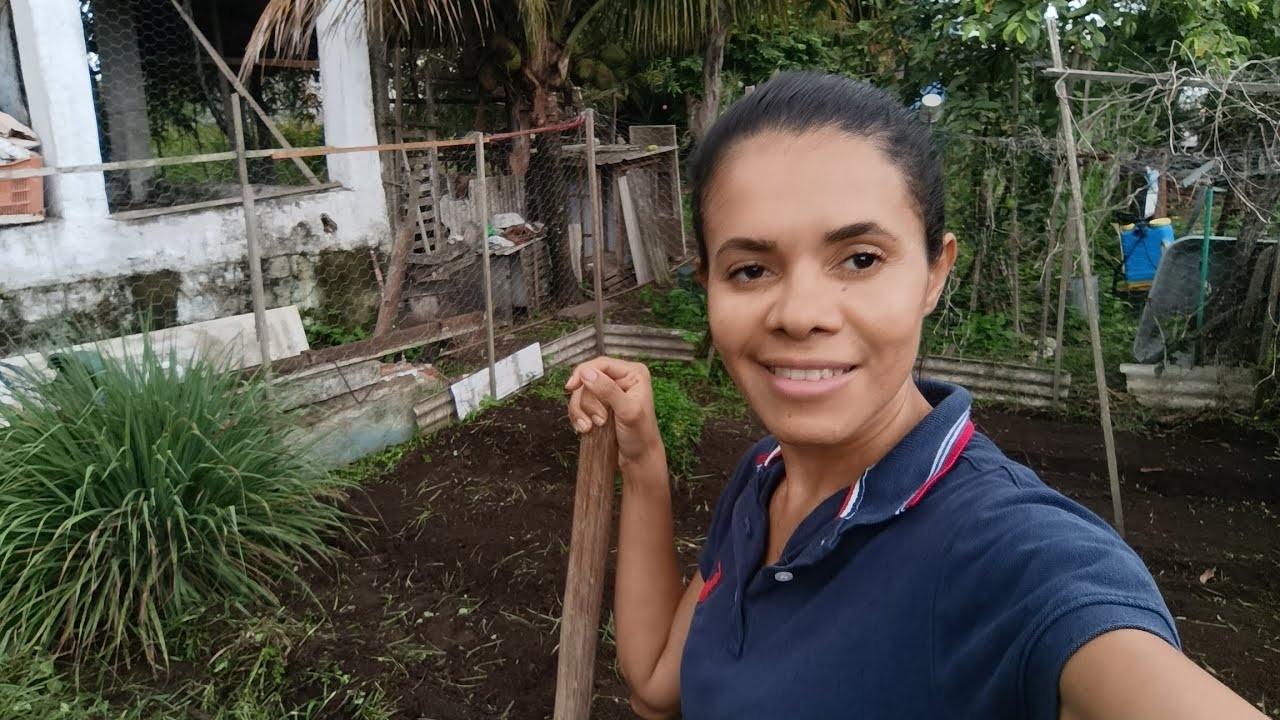 Reativado a horta, dia de muito trabalho!🥰😘