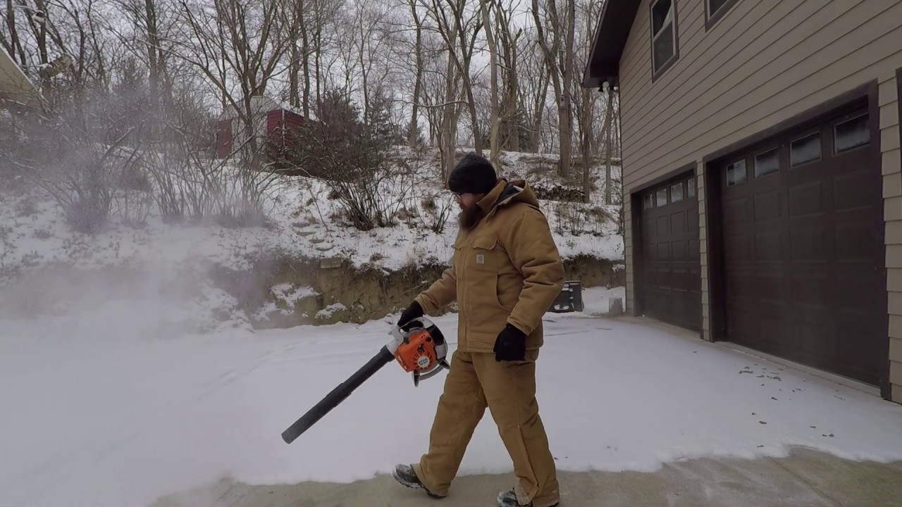 Stihl BG 56C Leaf Blower, Blowing Light Snow Off Driveway, Sidewalk and Patio.