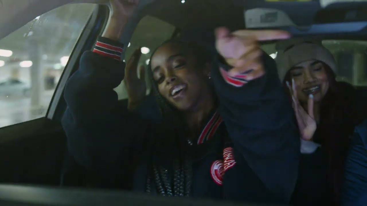 PrettyHomie - BBG feat. Waze RRX (Official Videoclip)