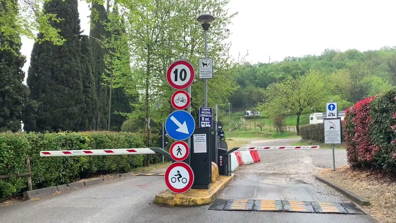 AREA CAMPER PARADISO Saló (BS) Italy