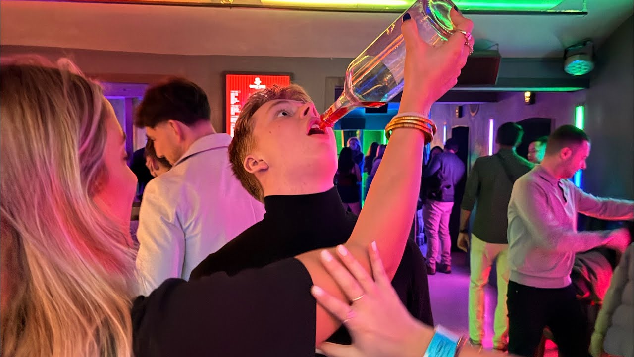 Prague Bar Crawl! 