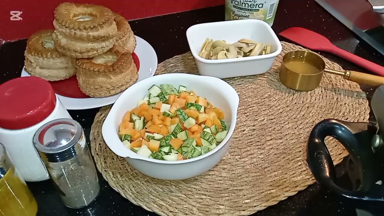 فولوفو volovon  بالفطر  و الخضر وصفة سهلة والبنة واووووووو 