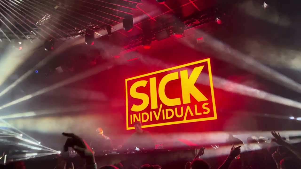 Sick Individuals playing Keep On Loving You w/ Lions In The Wild // live at EPIC Prague