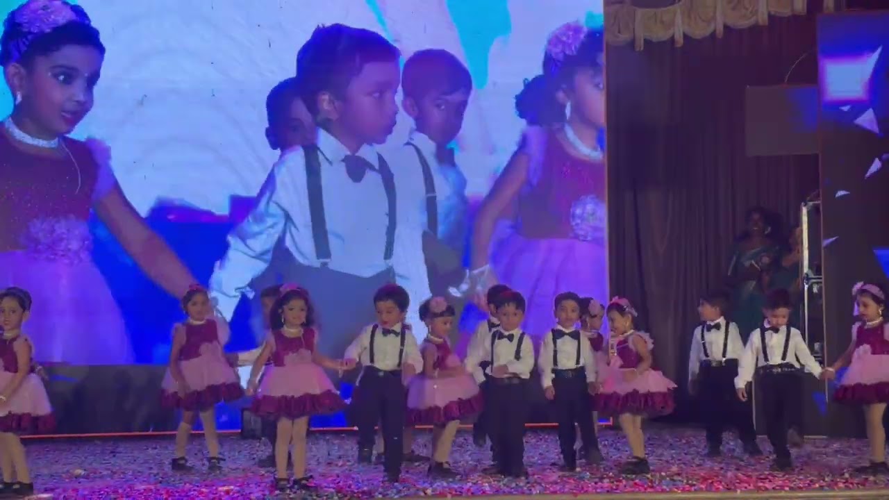 Allymol on stage..
