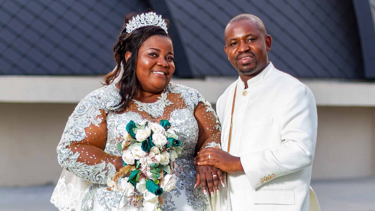 MARIAGE CIVIL GABON I Larisca & Bertin l Quand 2 journalistes se disent OUI