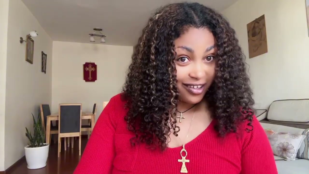 እርኩሱ መፅሀፍ በሟቹ እጅ ላይ ምን ያደርጋል::