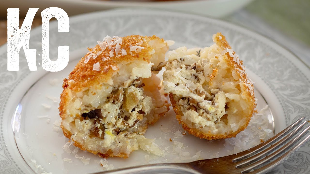 ITALIAN FRIED RISOTTO BALLS | Arancini Recipe