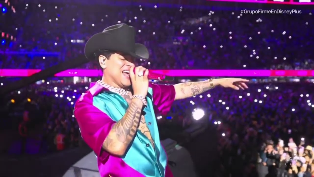 Grupo Firme Yo se que te acordaras en vivo en GNP 