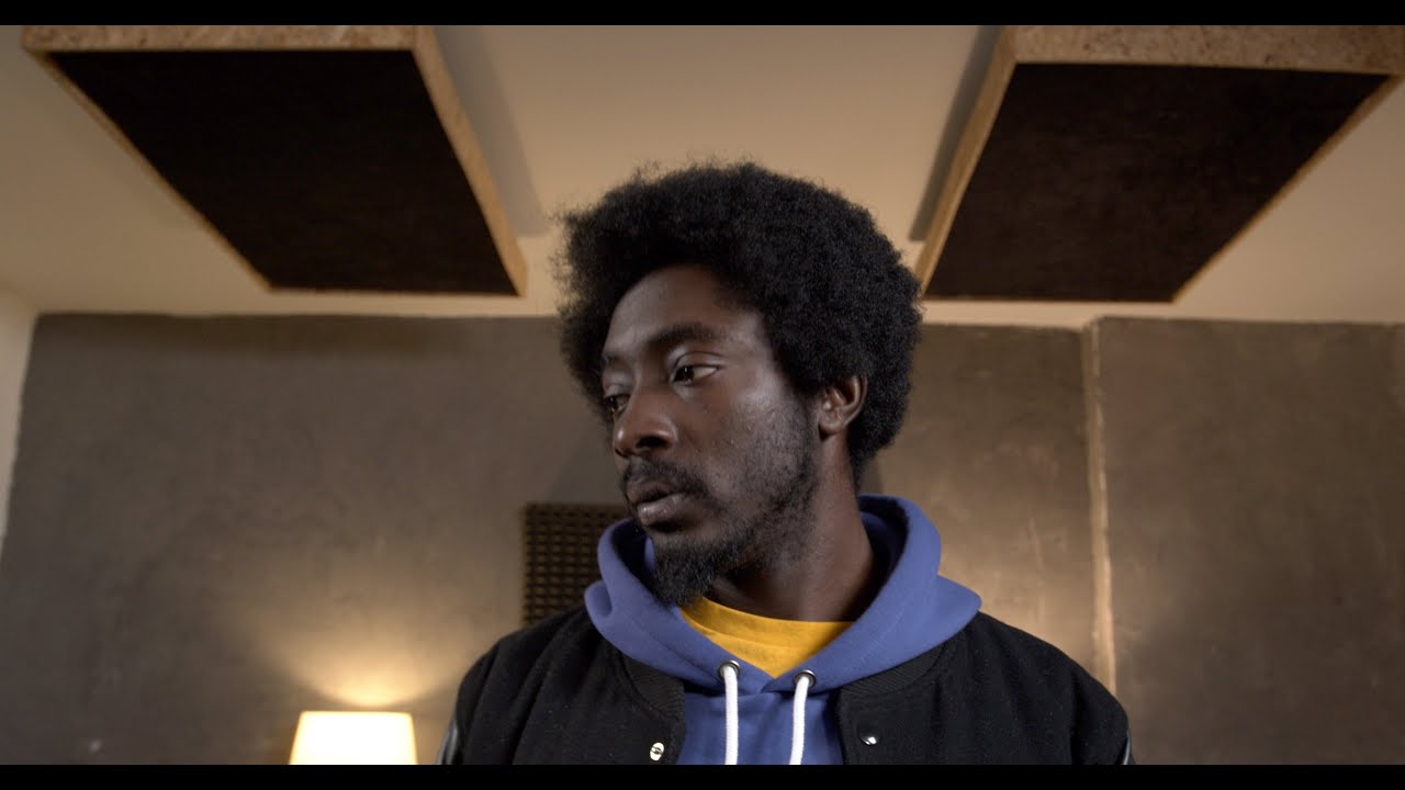Studio Time S01E01 -  Negros Tou Moria