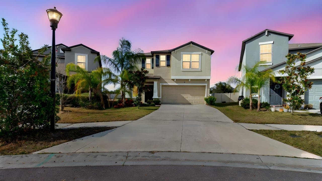 4513 Eternal Prince Dr, Sun City Center, FL