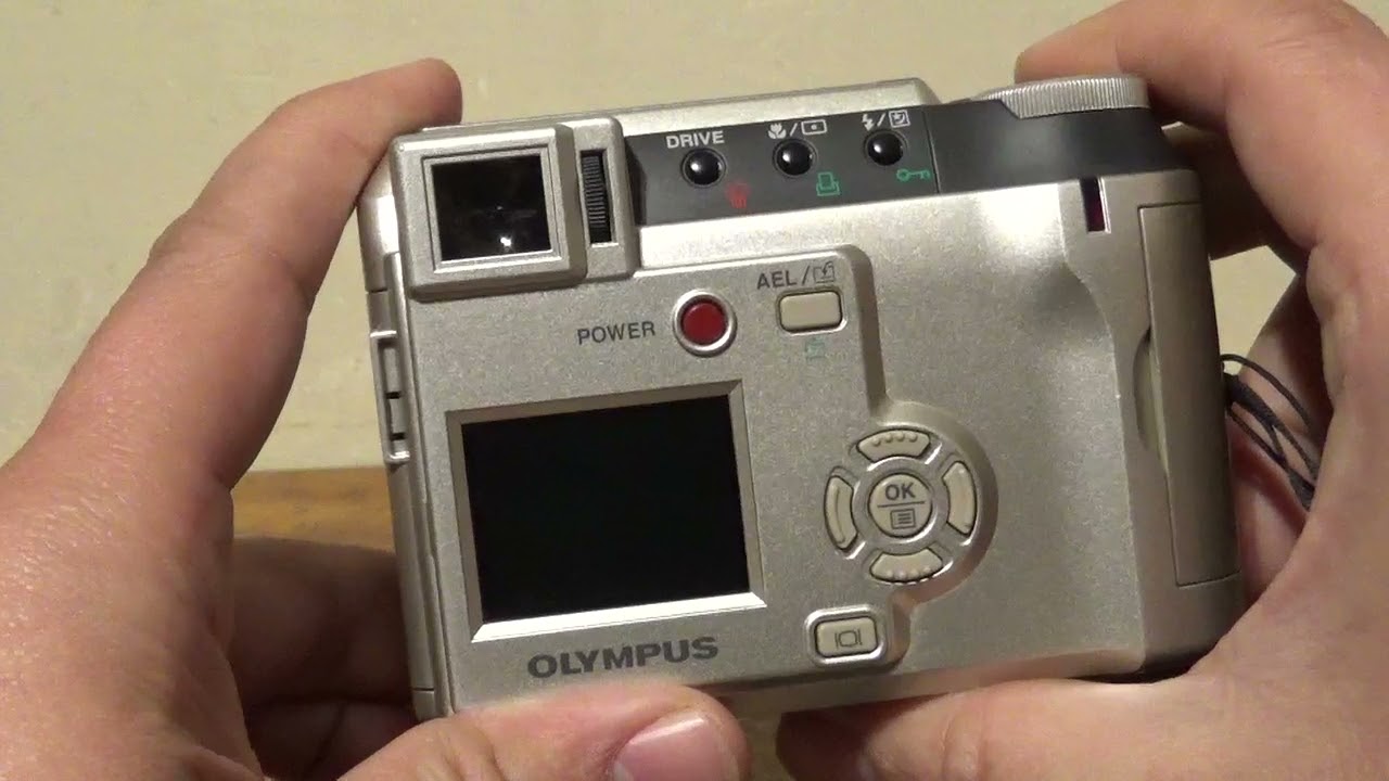 Camara Digital Olympus C-720 Ultrazoom 3.0 Mgpx (01)