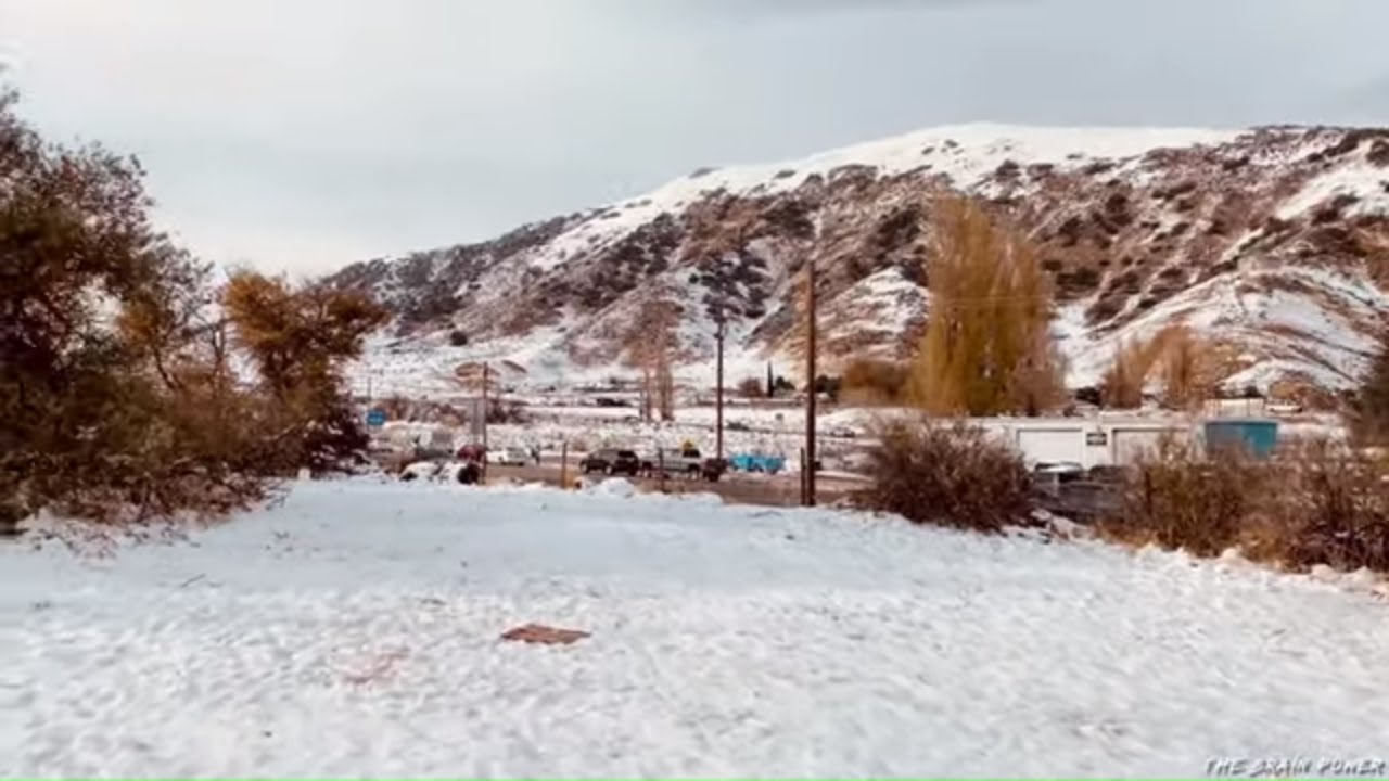 I-5 Snowing in California (Gorman)