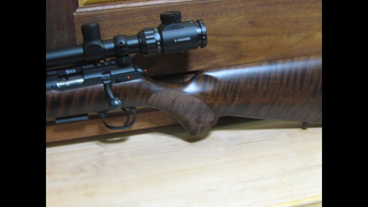CZ 457 Американский орех, калибр 22 WMR.