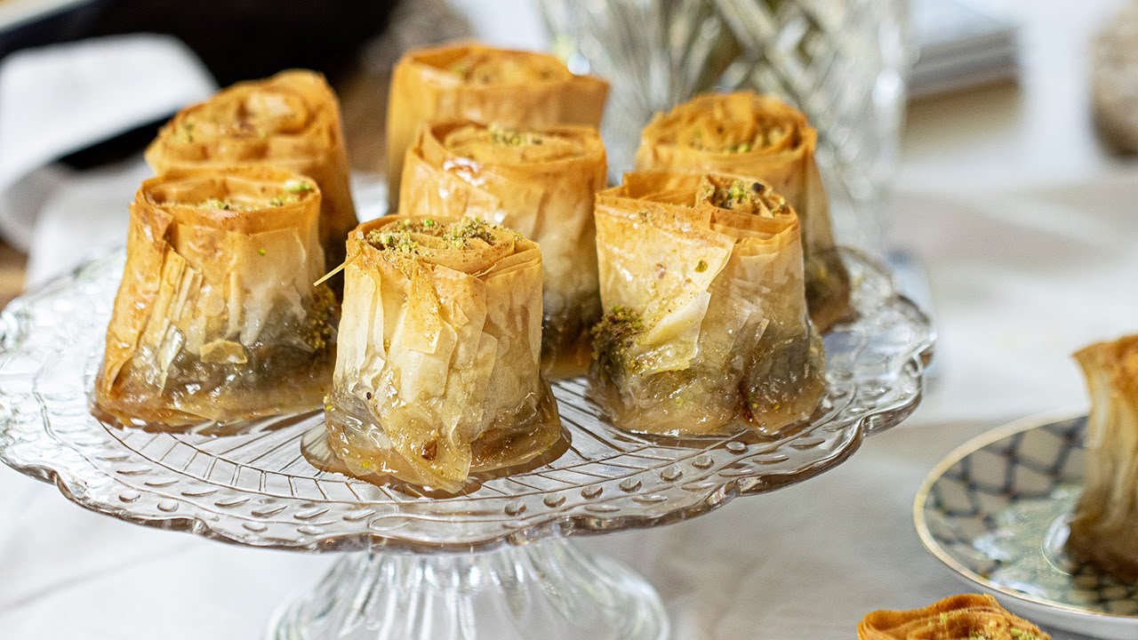 Baklava Pistachio Roses: A Beautiful Dessert Idea!!