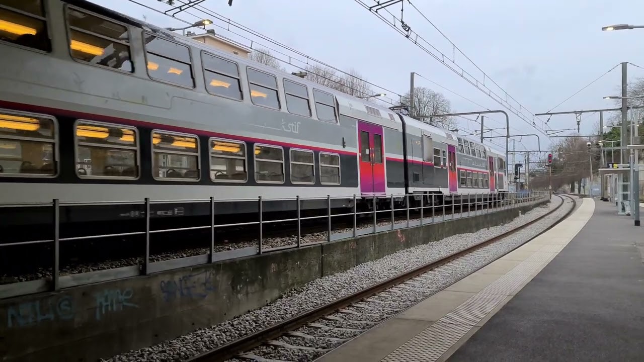 [RER C] [Transilien N] Compilation de Z 2N/Z 57000 en gare de Viroflay-Rive-Gauche