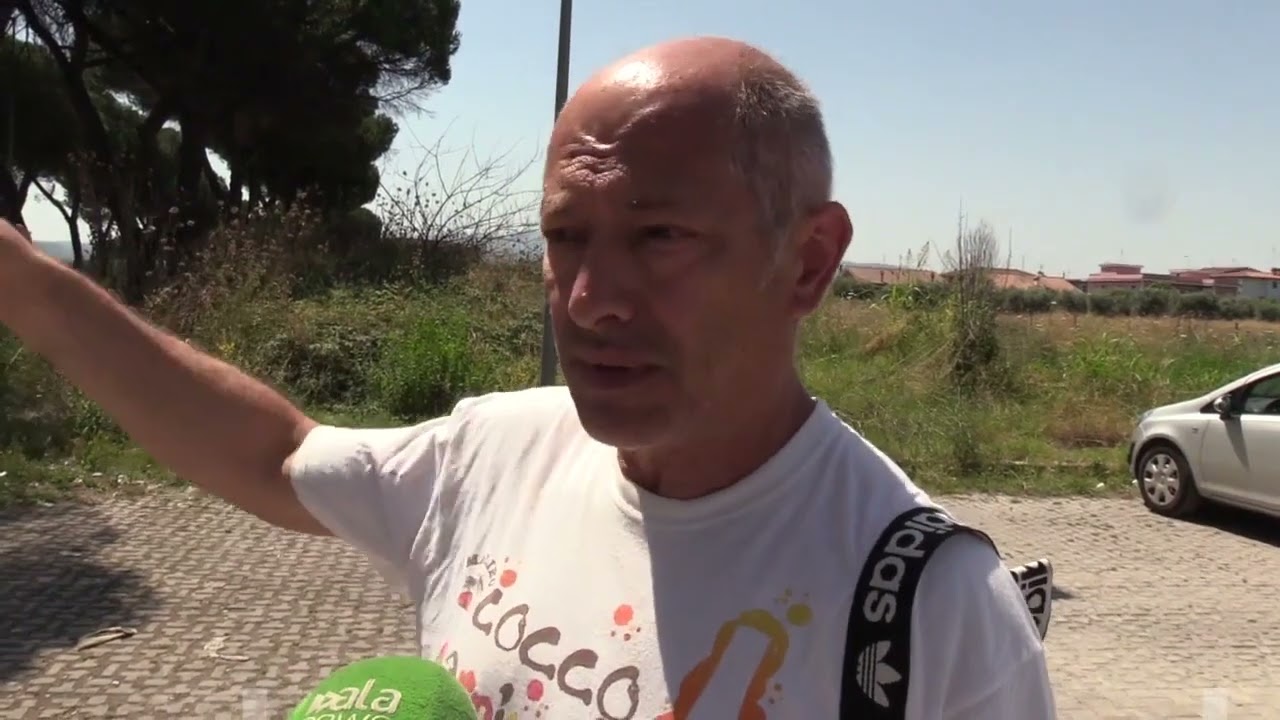 Roma, la periferia est invasa dai rifiuti: 